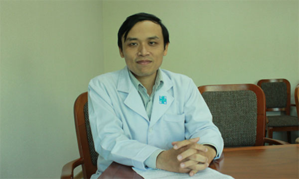 Bác sĩ Lâm Vĩnh Niên – Trưởng khoa Dinh dưỡng – Tiết chế, Bệnh viện Đại học Y dược TP HCM