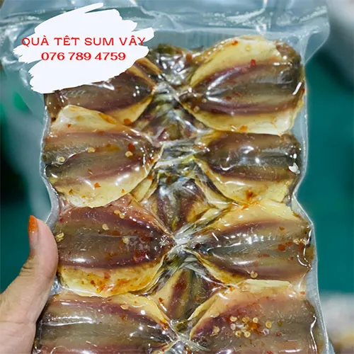 Khô Cá Chỉ Vàng Một Nắng