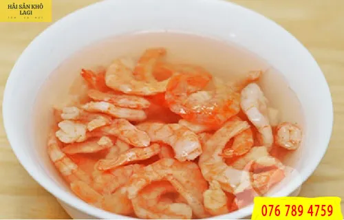 Tôm khô